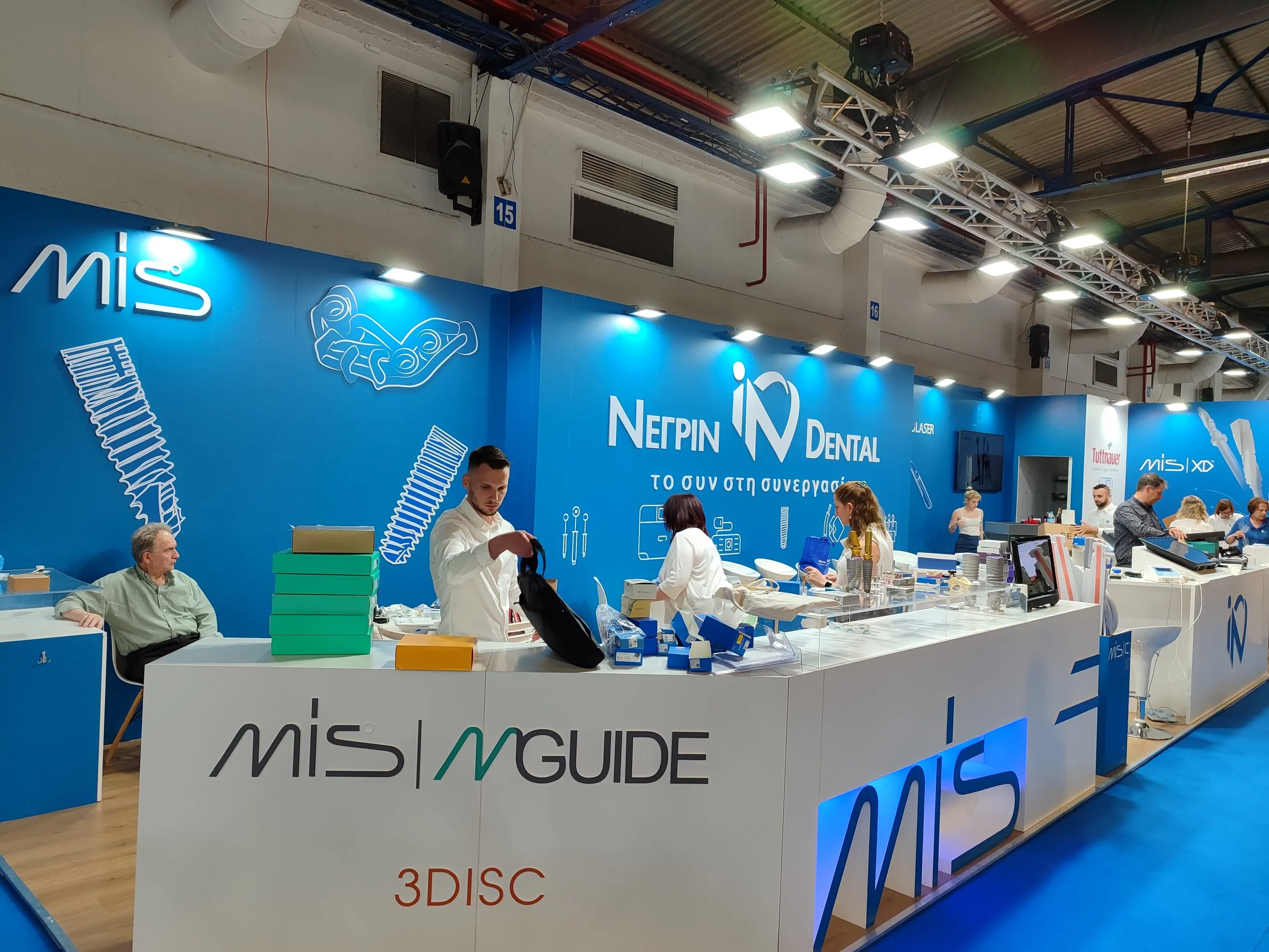 Negrin Dental exhibition stand